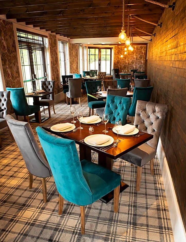 Crowwood Hotel and Alba Restaurant