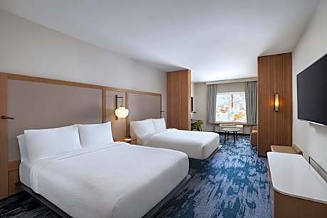 Larger Guest room, 2 Queen