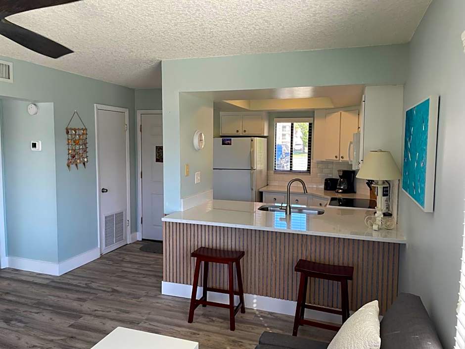 Ocean Village Club B-17