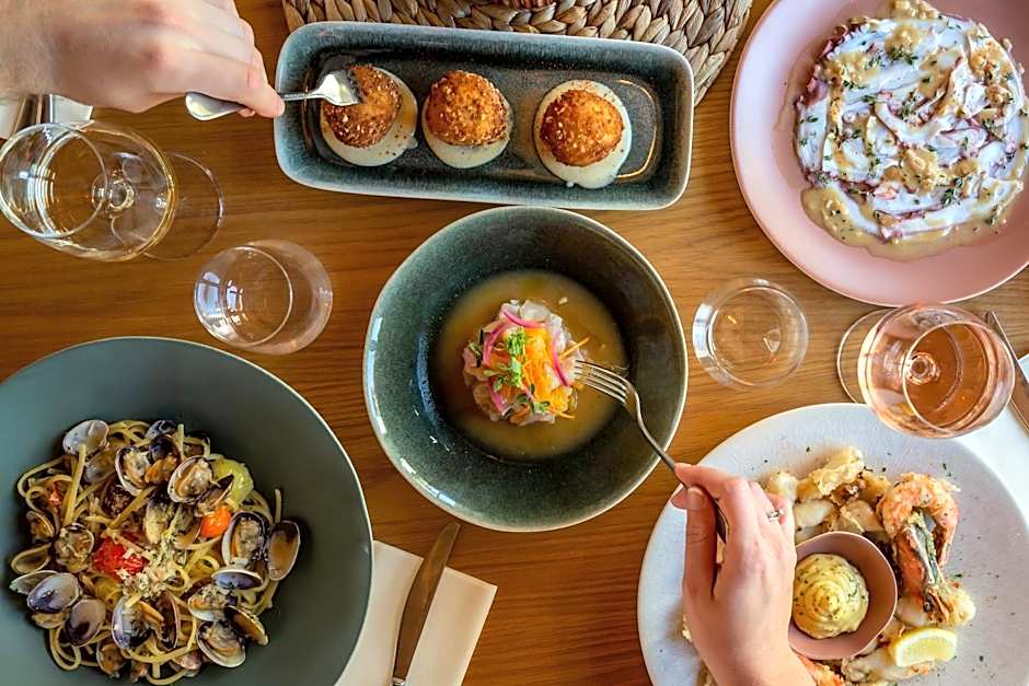 Casa Santini x Roc Seven