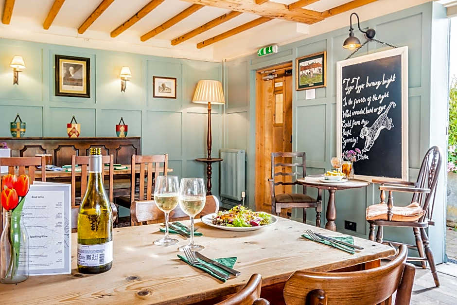 Tiger Inn - Catherine