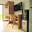 Nomada Villas - Giant Pool - Private Kitchen - Free Gym Access - Up to 40Mbps WiFi