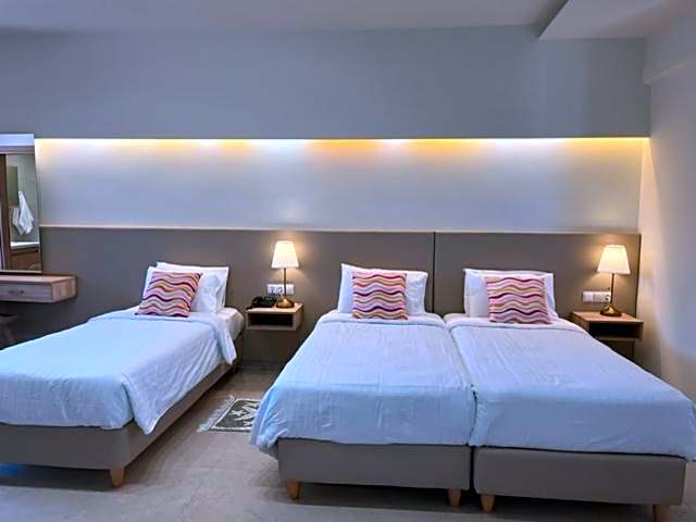 Georges Estates Hotel