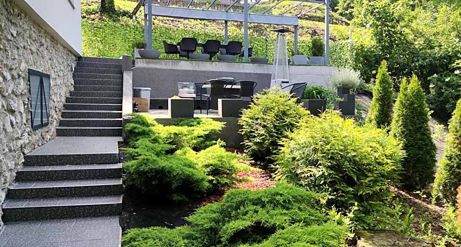 AQUA SOLAR APARTMANHÁZ