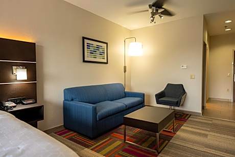 Queen Suite with Two Queen Beds and Additional Living Area