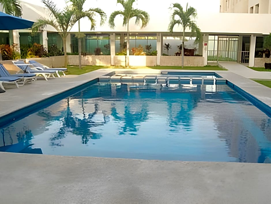 Holiday Inn Express Paraiso - Dos Bocas By IHG