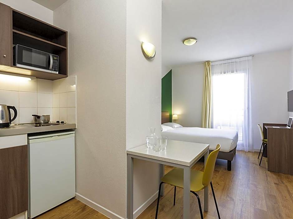 Aparthotel Adagio Access Carrieres Sous Poissy