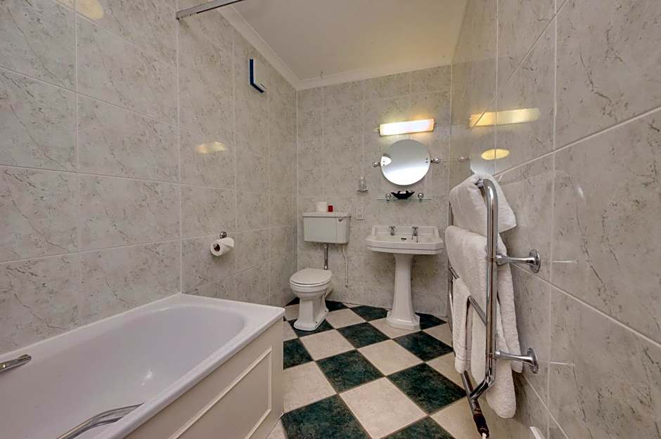 Muthu Newton Hotel (Near Inverness Airport)