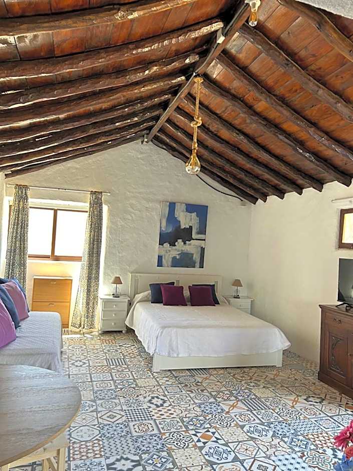 Finca Santa Teresa, Casa Granada