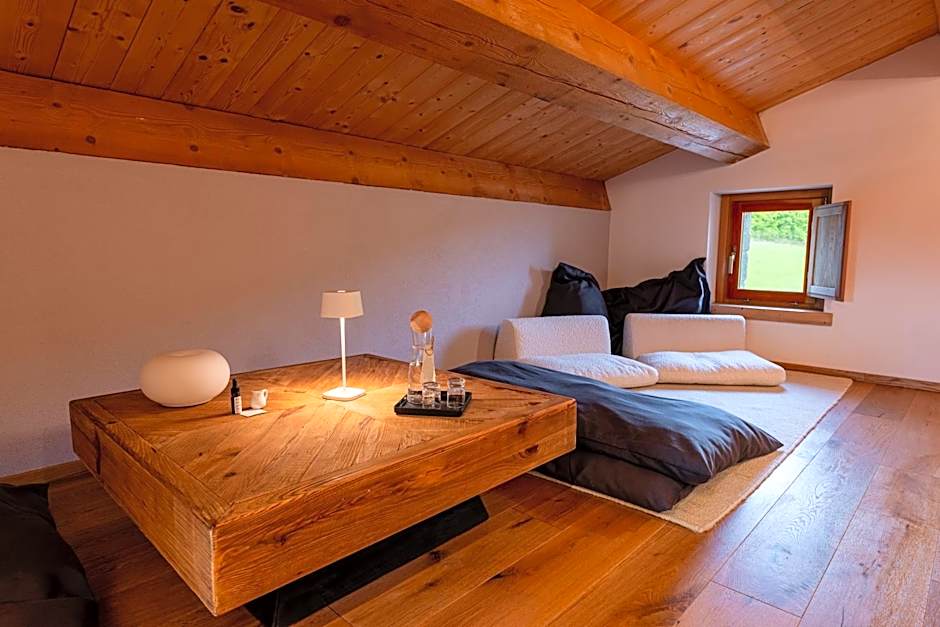 Aura Relais