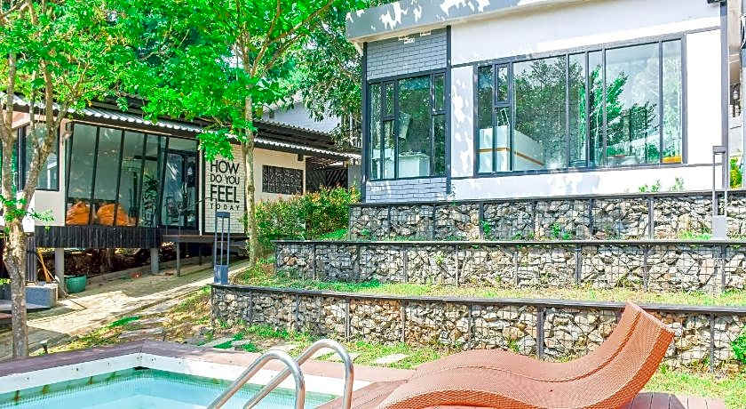 OYO 390 Nana River Kaeng Krachan