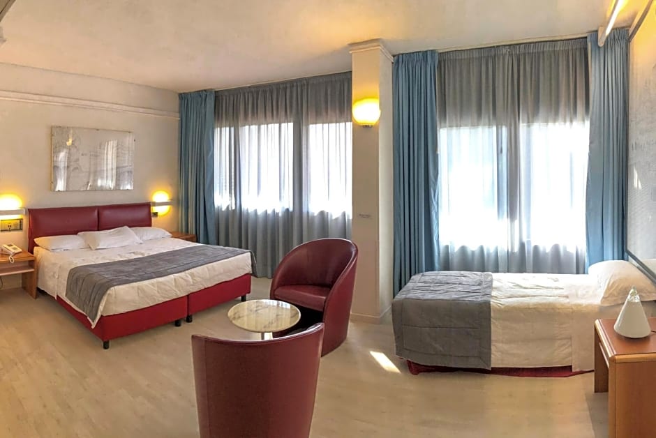 Albornoz Palace Hotel