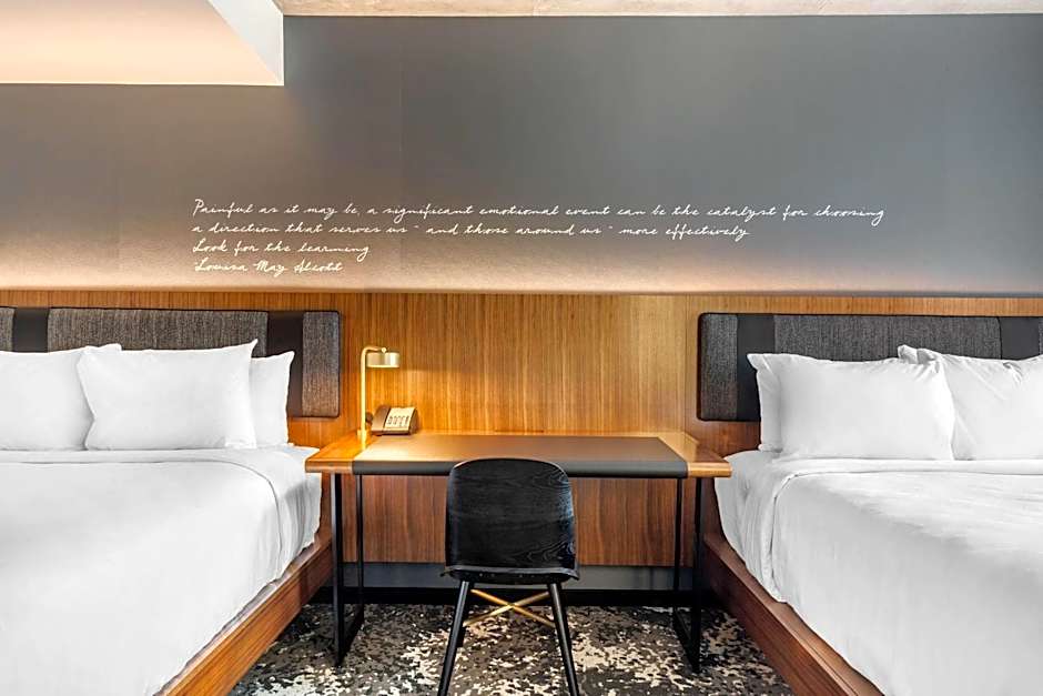 Cambria Hotel Boston Downtown-Seaport