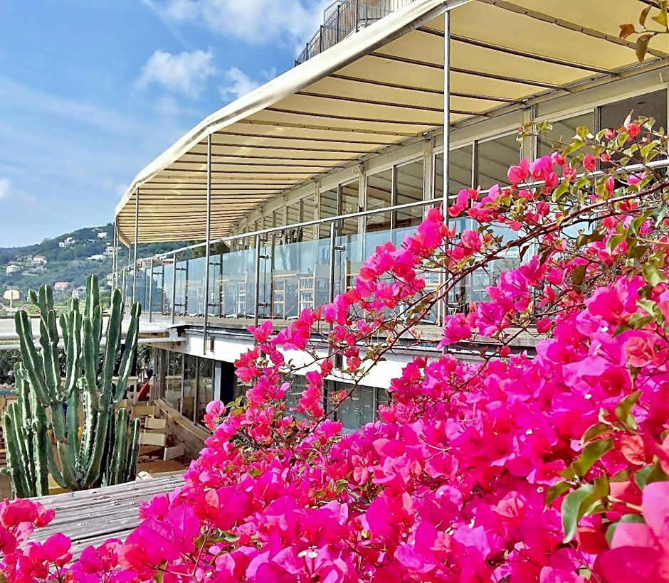 Hotel Tirreno