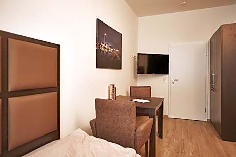 Einzelzimmer-Komfort-Gemeinsames Badezimmer-Stadtblick