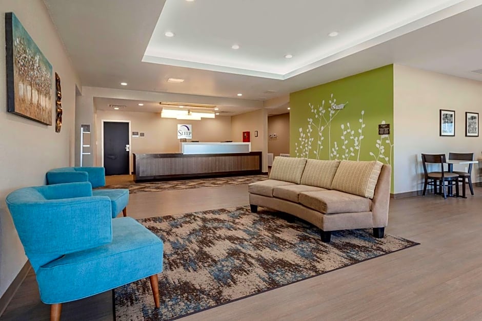 Sleep Inn & Suites