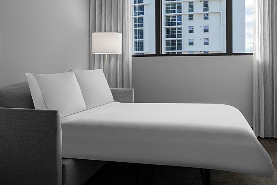Element Miami Downtown