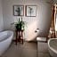 Petit Plaisir Cottage