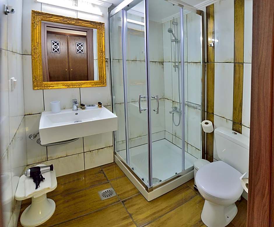 Hotel Peli