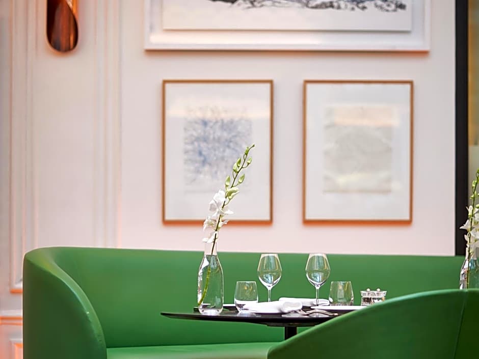 Hôtel Vernet Champs Elysées Paris