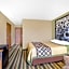 Super 8 by Wyndham Mt Pleasant