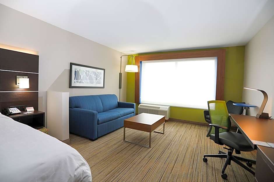 Holiday Inn Express And Suites Forney By IHG