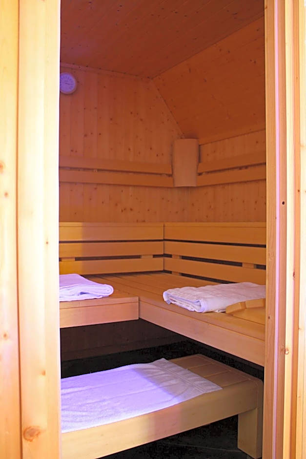 Klasztor Cedynia Hotel