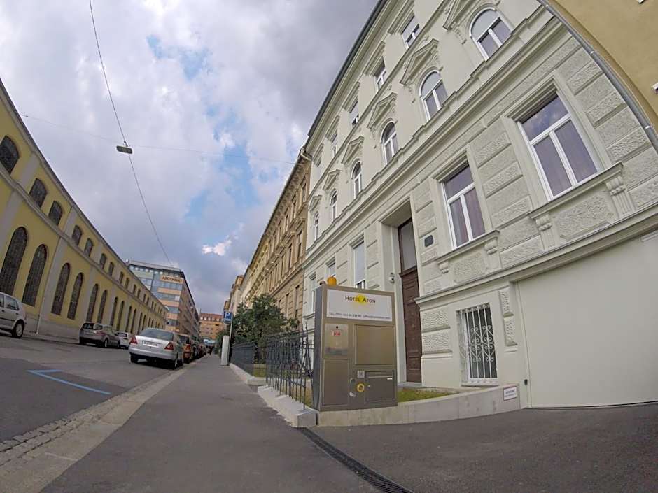 Hotel Aton