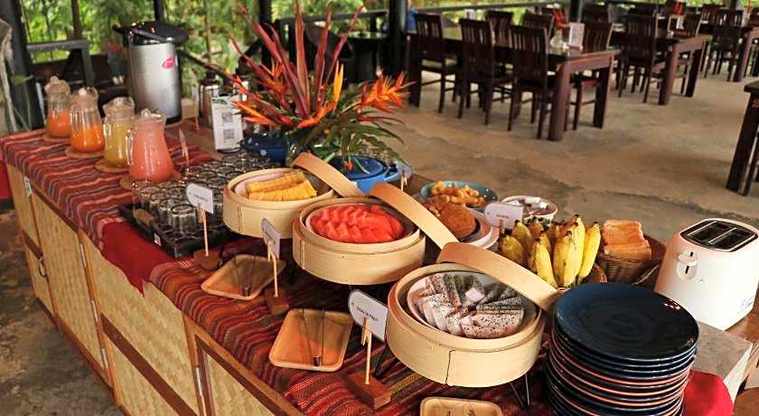 Anurak Community Lodge