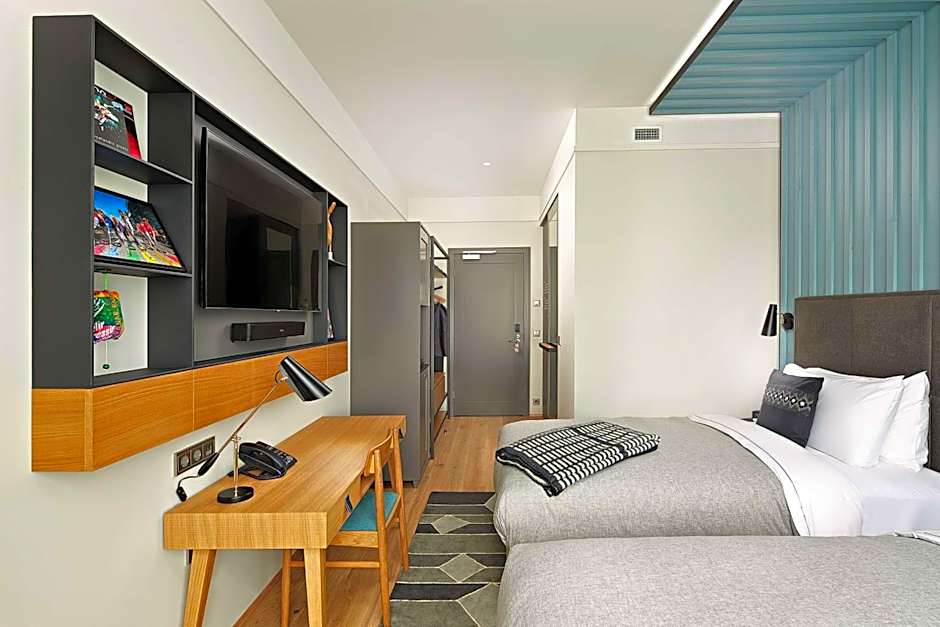 Canopy by Hilton Reykjavik City Centre