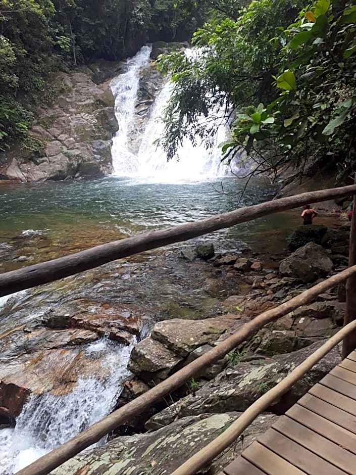 Aconchego 3 dorms, piscina, churrasq em Condomínio Fechado