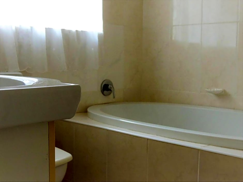 Gentle Breeze Retreat