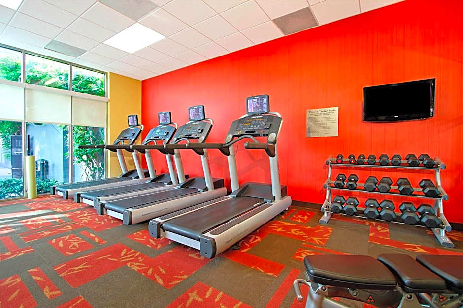 Courtyard by Marriott Oakland Downtown