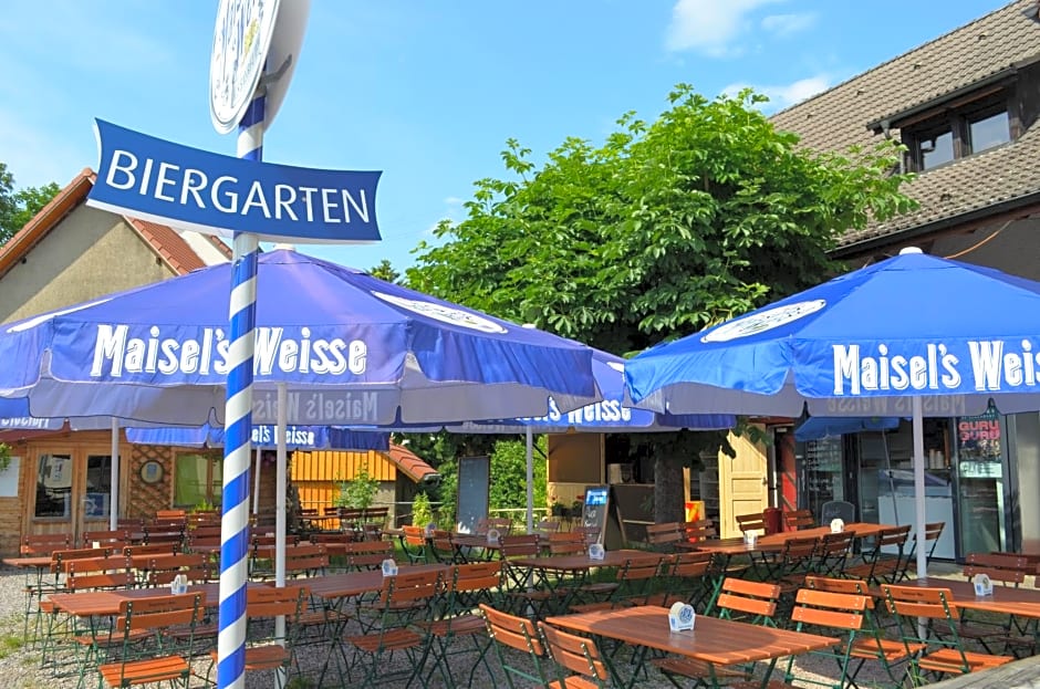 Hotel "Cafe Verkehrt" - Wellcome Motorbiker, Berufsleute und Reisende im Schwarzwald