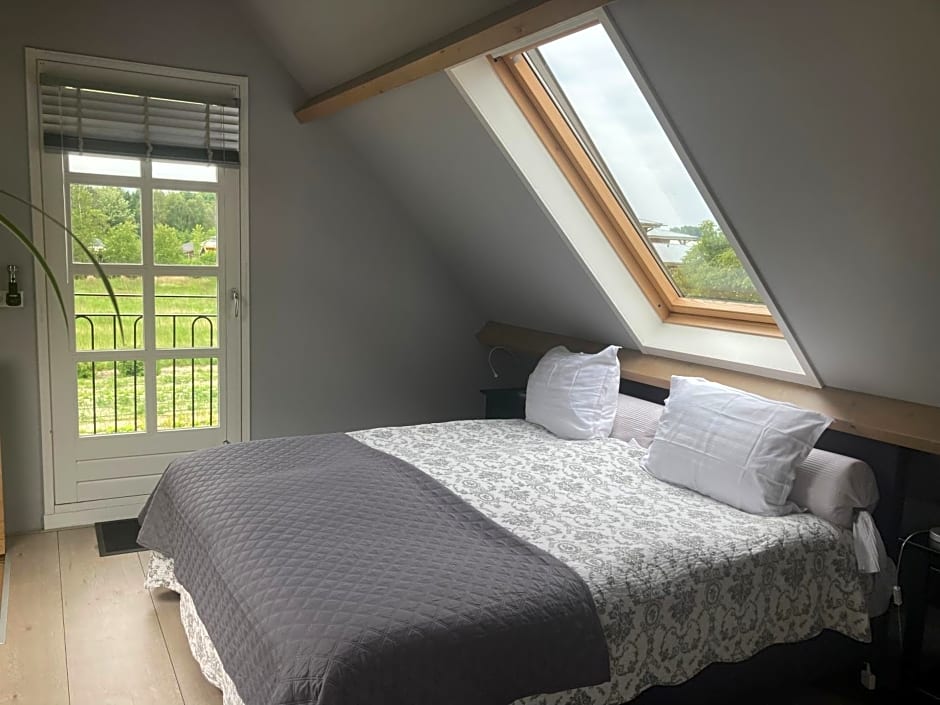 B&BOosterweg3 Studio - Free private parking