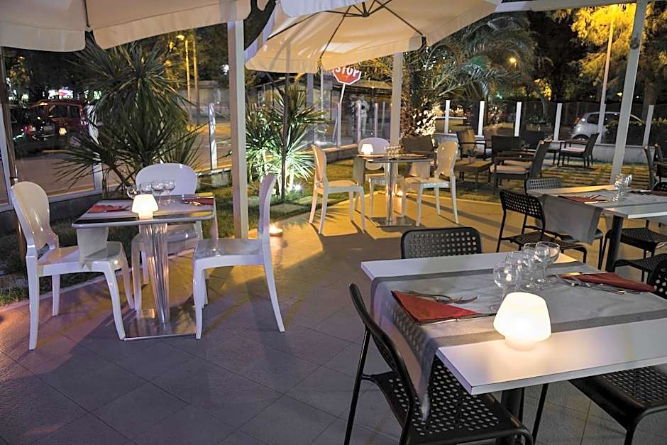Hotel Vela D'Oro