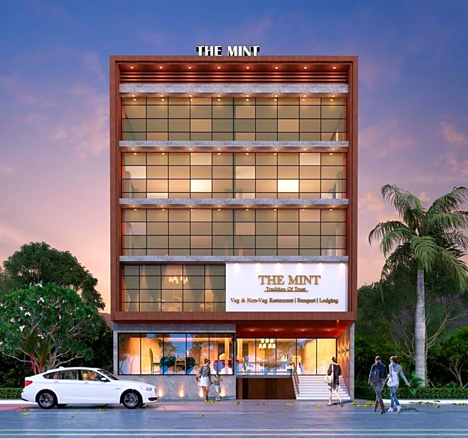 Photo 1 of 38 of Hotel The Mint, Nanded