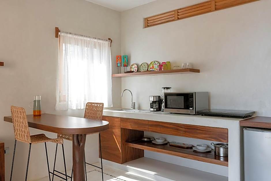 Casa Roni by Xeno - 5 Bedroom Luxury Villa with Ocean View