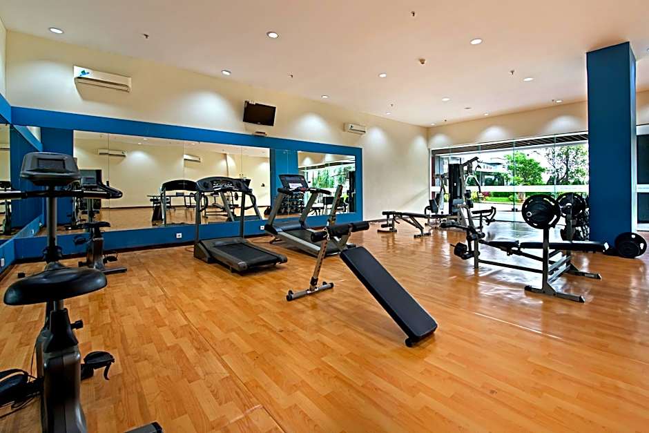 Grand Whiz Poins Simatupang Jakarta