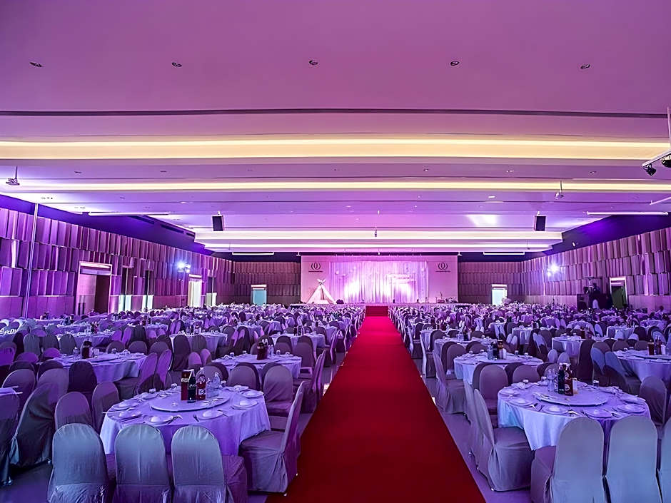 Bunjongburi Hotel