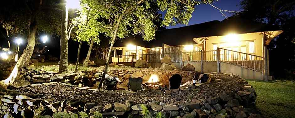 Caracal Lodge