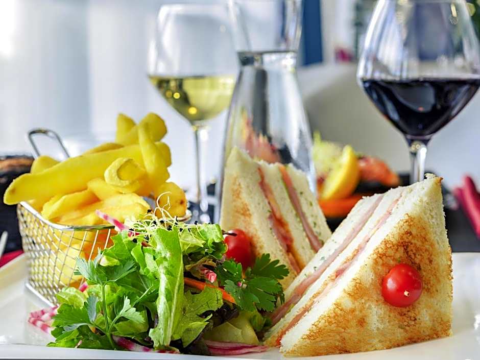 Mercure Paris Ivry Quai De Seine