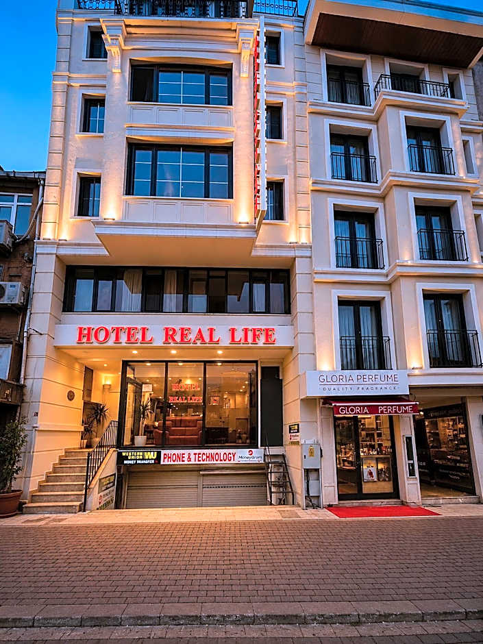 HOTEL REAL LİFE