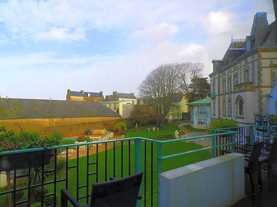 Clos de Vallombreuse, The Originals Relais (Relais du Silence)