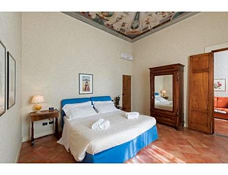 Classic One-Bedroom Apartment