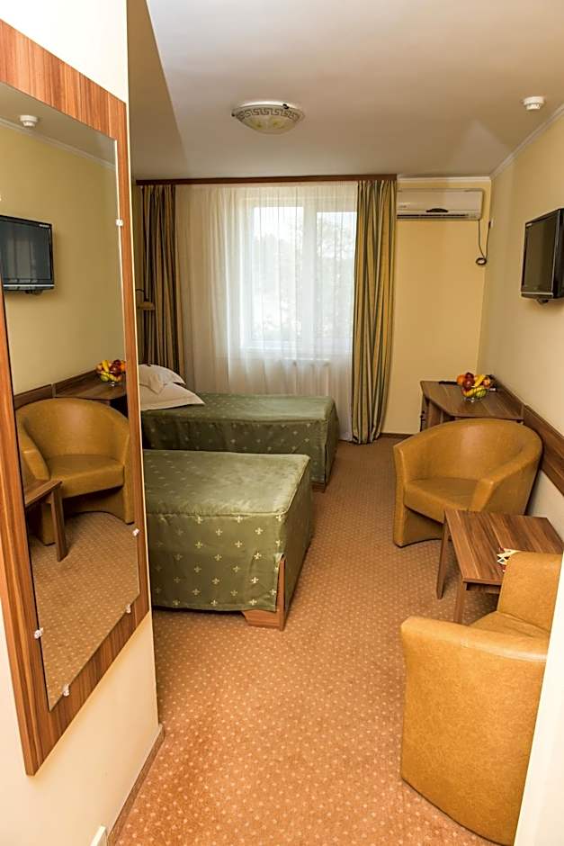 Hotel Lyra
