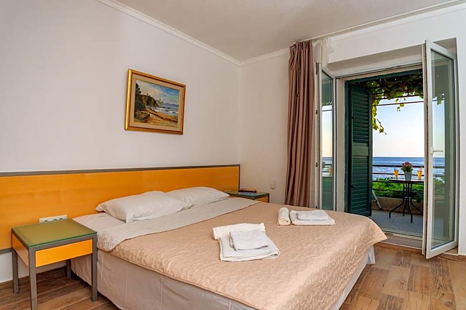 Hotel Savojo