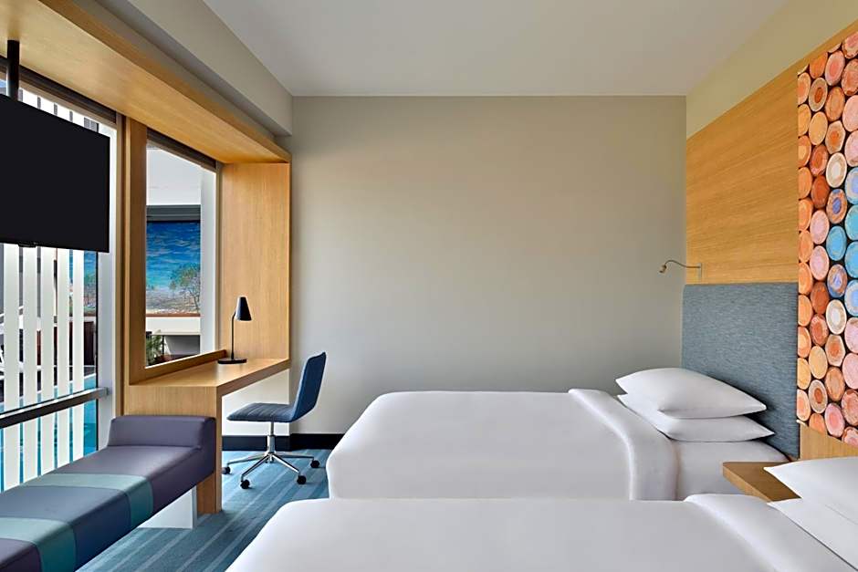 Photo 1 of 5 of 2 Beds, High Floor