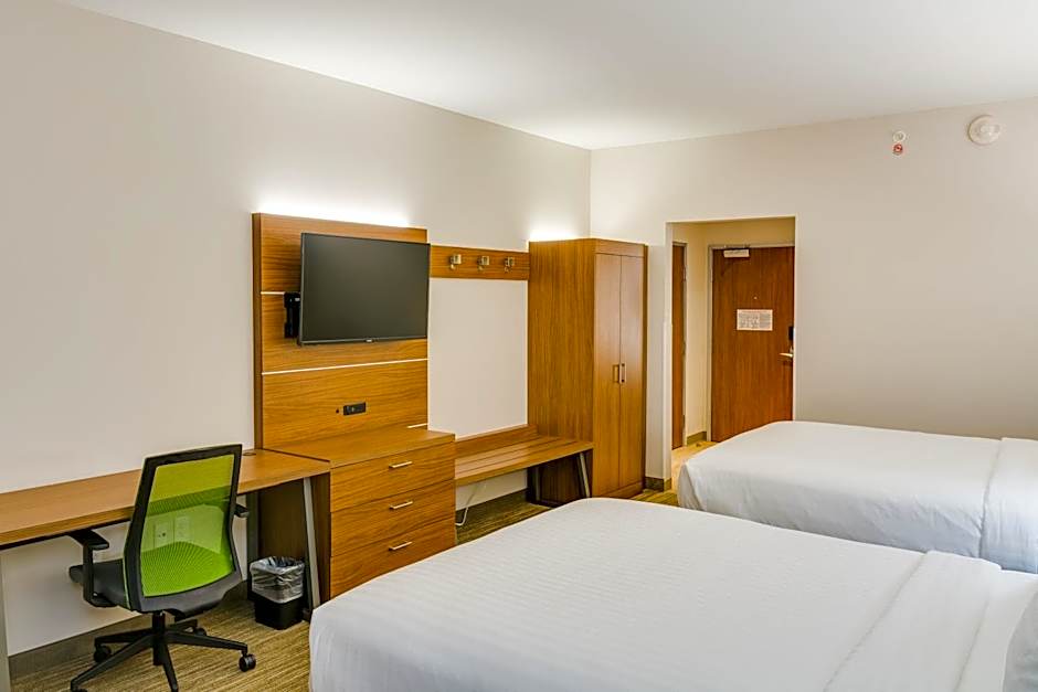 Holiday Inn Express & Suites Russellville By IHG