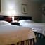 Caravelle Inn & Suites